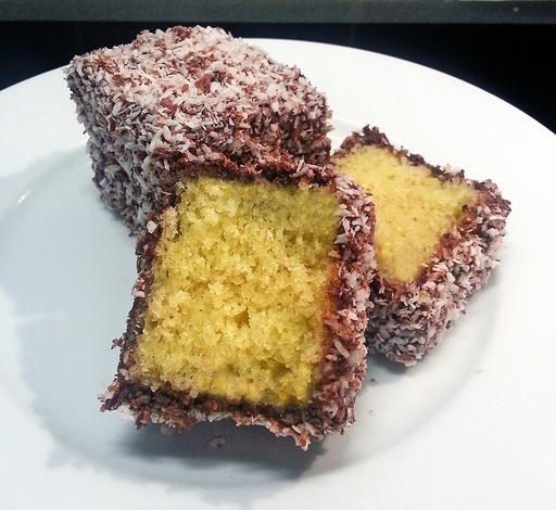 Raspberry Lamington 6pk